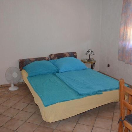 Apartmani Kemac Stara Novalja Bagian luar foto