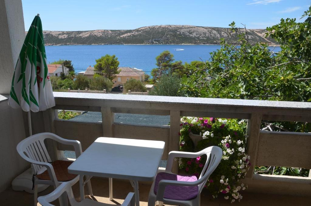 Apartmani Kemac Stara Novalja Bagian luar foto